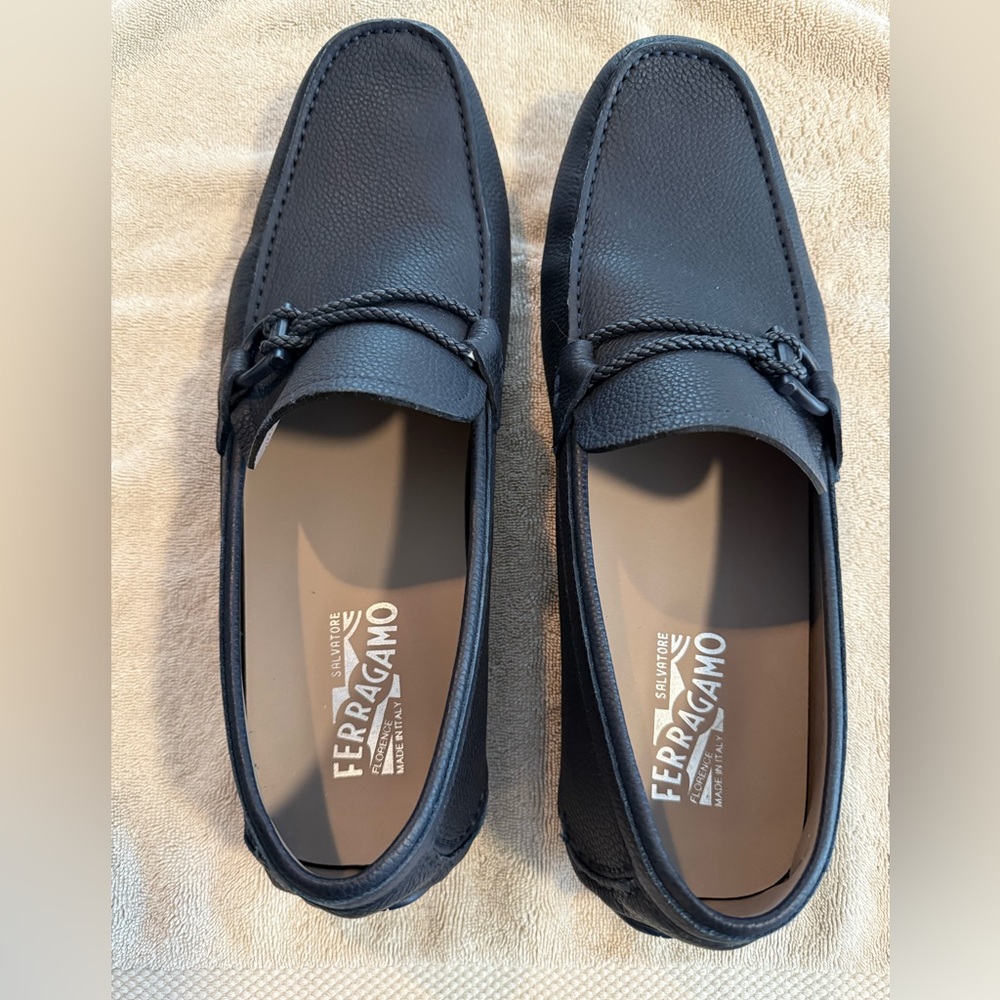 Salvatore Ferragamo drivers in size 12